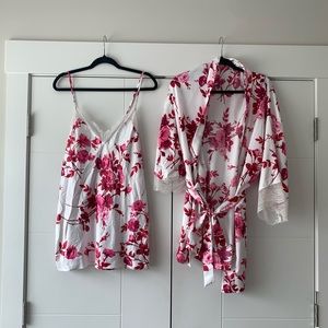 Matching Robe and Nightgown/Negligee Set